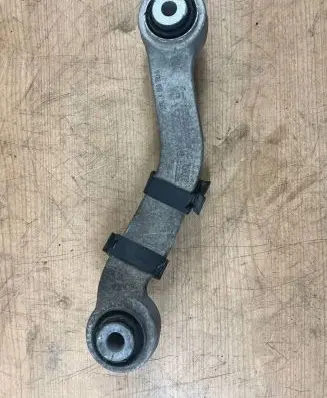 BMW 5 F10 F11 Rear control arm 608216