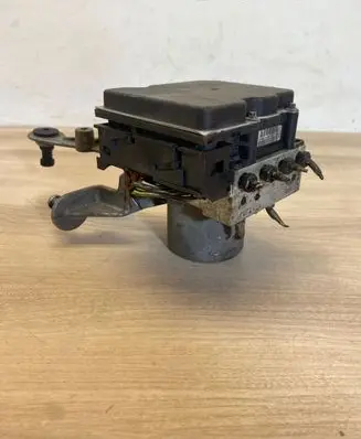 Mercedes-Benz A W169 ABS Pump A0064316312