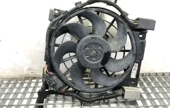 Opel Zafira B Fan set 0130303302