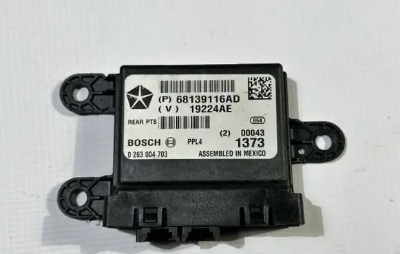 Dodge RAM 1500 DS Parking PDC control unit/module 68139116AD