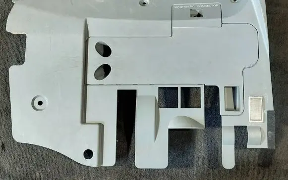 Saab 9-5 Dashboard lower bottom trim panel 4684585