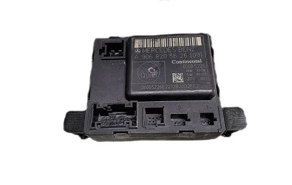 Mercedes-Benz Sprinter W901 W902 W903 W904 Door control unit/module A9068205626