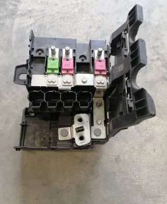 BMW X4 G02 Battery relay fuse 586509 6841701