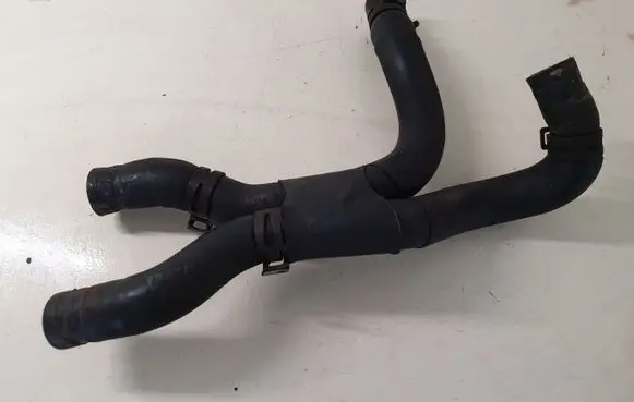 Volkswagen PASSAT B6 Engine coolant pipe/hose 1K0121086AH