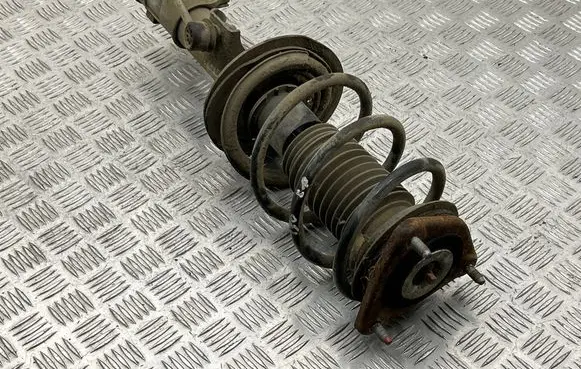 Hyundai i30 Front shock absorber with coil spring 