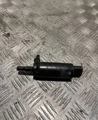 BMW 5 F10 F11 Headlight washer pump 721779202