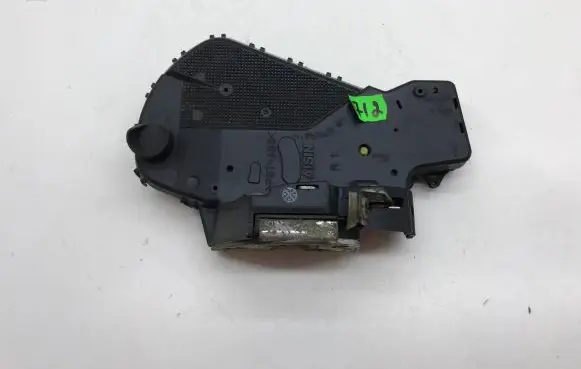 Toyota RAV 4 (XA30) Loading door lock 