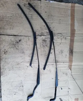 Ford S-MAX Front wiper blade arm
