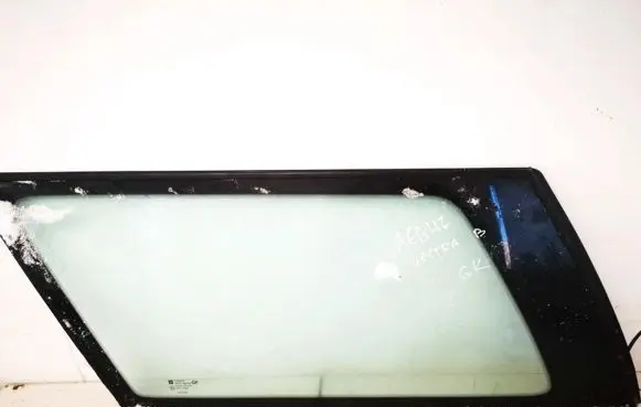Opel Vectra B Rear side window 