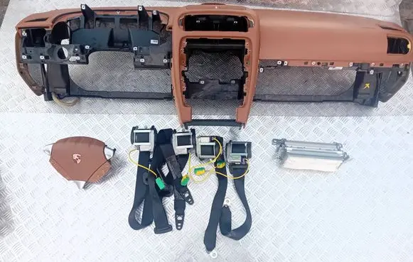Porsche Cayenne (9PA) Central console control unit 
