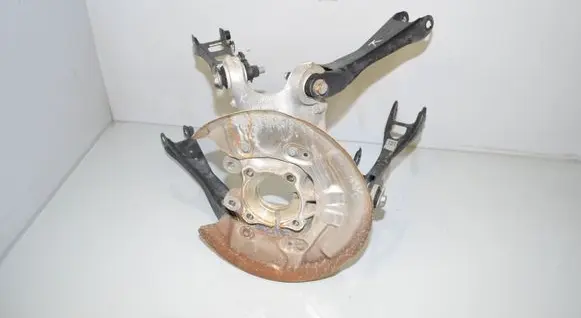 BMW i3 Rear wheel hub 6852161 33326852161 33306867880