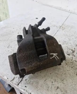 Volvo S80 Front brake caliper