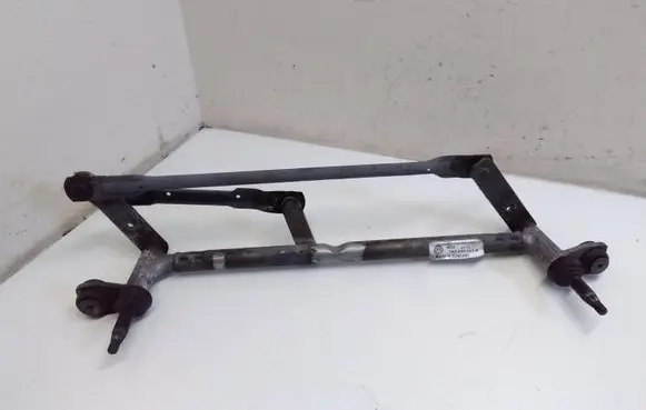 Volkswagen Sharan Front wiper linkage 7N2955023B