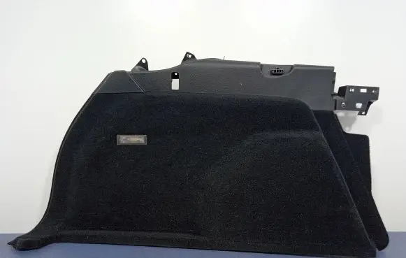 Volkswagen Touareg II Tailgate/boot cover trim set 7P6867037