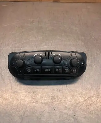 Mercedes-Benz C W203 Climate control unit A2098300085 9140010497
