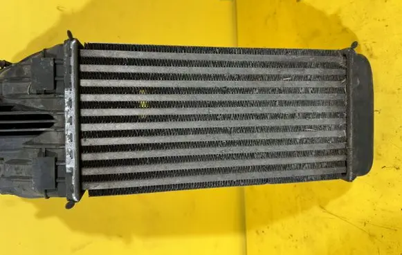 Citroen C3 Picasso Intercooler radiator