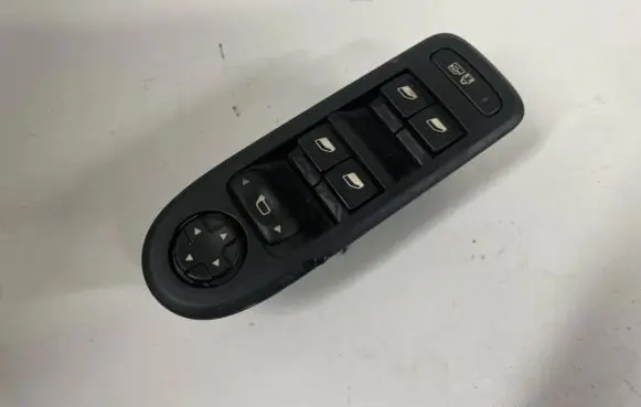 Citroen C5 Electric window control switch 96599973xt 30170119