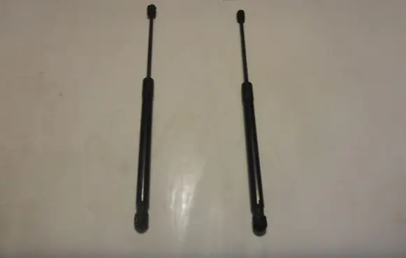 Volkswagen PASSAT B7 Tailgate strut 