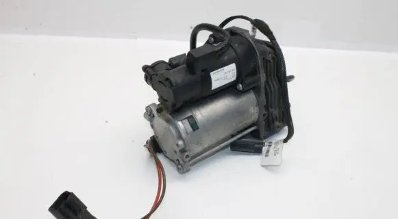 Land Rover Range Rover Sport L320 Air suspension compressor/pump DR12011227