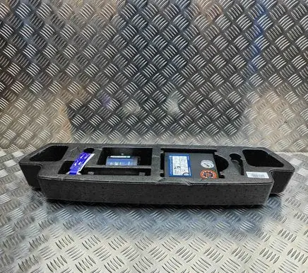 Volvo XC40 Tool set 32340089 32340090