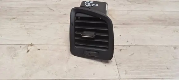 Opel Insignia A Dash center air vent grill