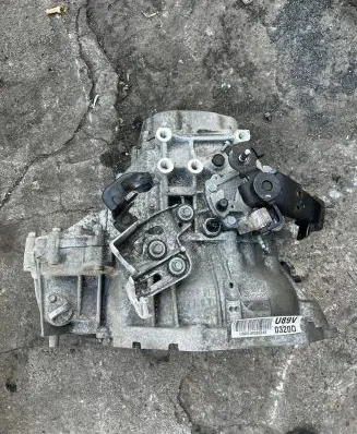 KIA Rio Manual 5 speed gearbox U89VJH
