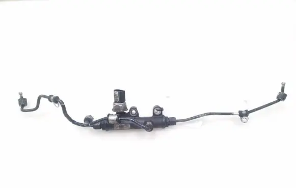 Jaguar XF X250 Fuel main line pipe 4R8Q-9C066-AE