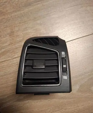 Chevrolet Captiva Dashboard air vent grill cover trim 95108270 95108269