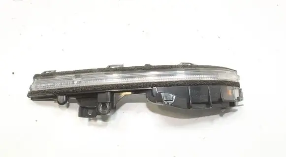 Lexus UX Mirror indicator light 