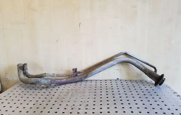 KIA Sorento Fuel tank filler neck pipe 