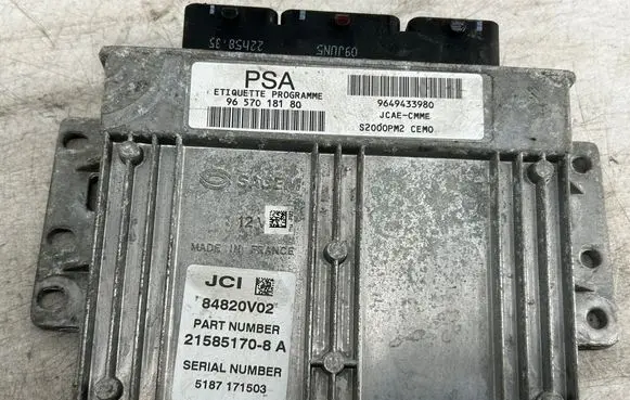 Citroen C3 Engine control unit/module 9657018180 9649433980 S2000PM2