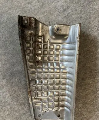 Mitsubishi Grandis Heat shield in engine bay 