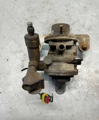 Volkswagen Multivan T5 Fuel pressure regulator 110R000090 1346 E010M0016