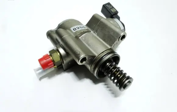 Audi A3 S3 8P Fuel injection high pressure pump 03C127025R FS853
