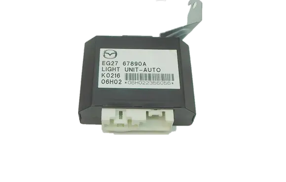 Mazda CX-7 Light module LCM EG2767890A 187127