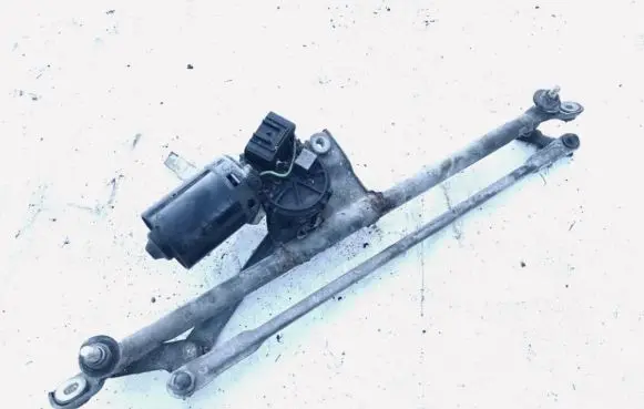 Opel Vectra B Front wiper linkage and motor