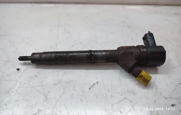 KIA Ceed Fuel injector 0445110256
