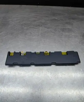 Audi A6 S6 C6 4F Aerial antenna amplifier 4F5035225L