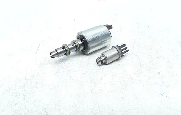 Volvo XC90 Torque split ecu control unit/module 22100220