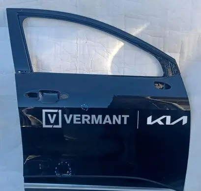 KIA Sportage Front door
