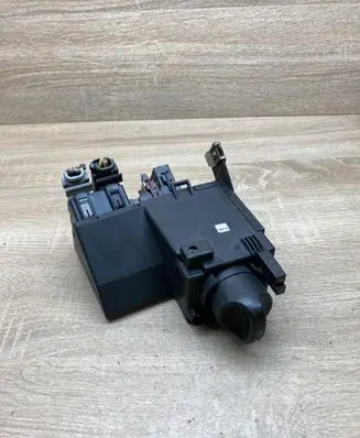 Mercedes-Benz E W210 Light switch 2105451404