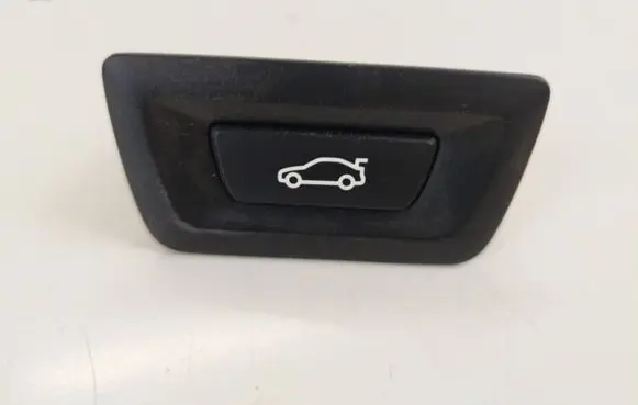 BMW X6 F16 Tailgate opening switch 927511902