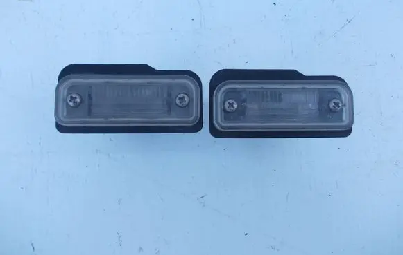 Mercedes-Benz CLS C219 Number plate light A2038200256