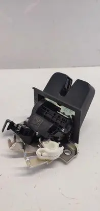 Tailgate/trunk/boot lock/catch/latch