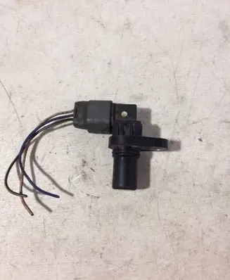 Mazda 323 Crankshaft position sensor J5T23281