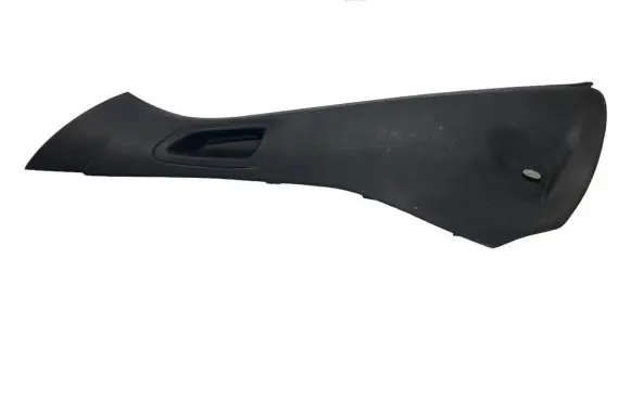 (C) pillar trim