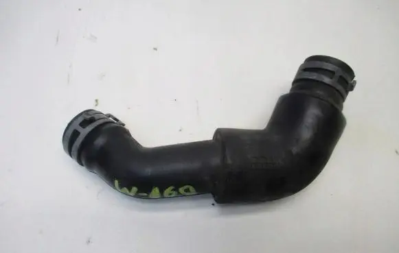 Mercedes-Benz A W169 Breather hose/pipe 