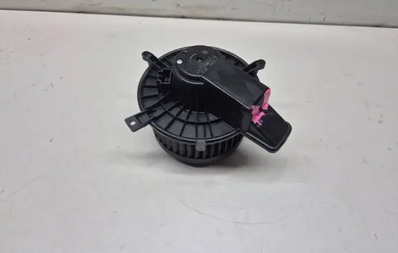 Dodge Grand Caravan Heater fan/blower S8843004
