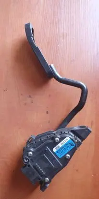 Volkswagen Sharan Accelerator throttle pedal 7M3723507D 6PV00777002 YM219F836FB