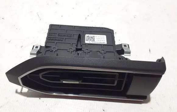 Dacia Jogger Dashboard side air vent grill/cover trim 687601376R